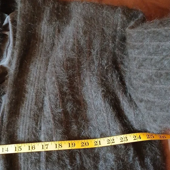 escio Angora Cardigan - Picture 8 of 9